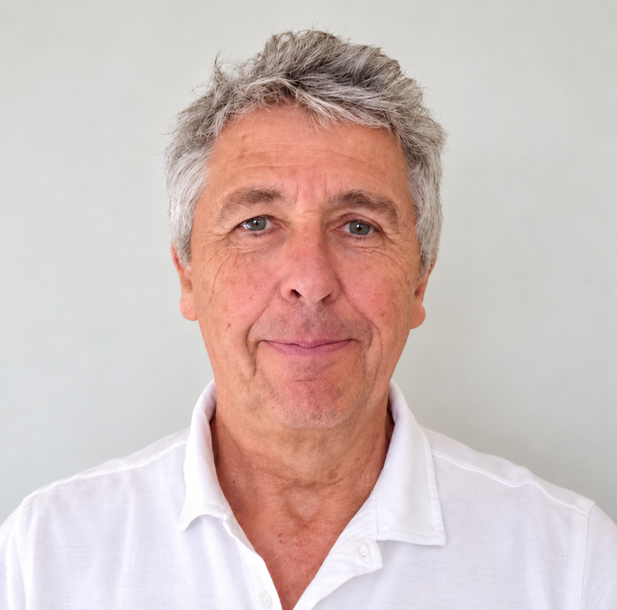 Portrait of Simon Holdcroft